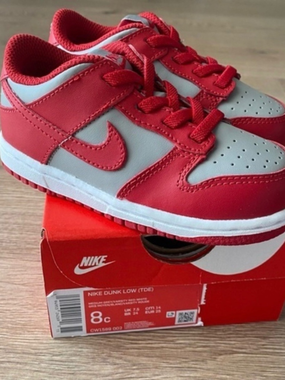 NIB Nike Dunk‎ Low UNLV 8C